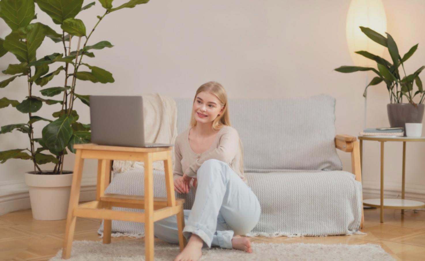 Teilnehmer beim gemeinsamen Lernen von Finanzthemen